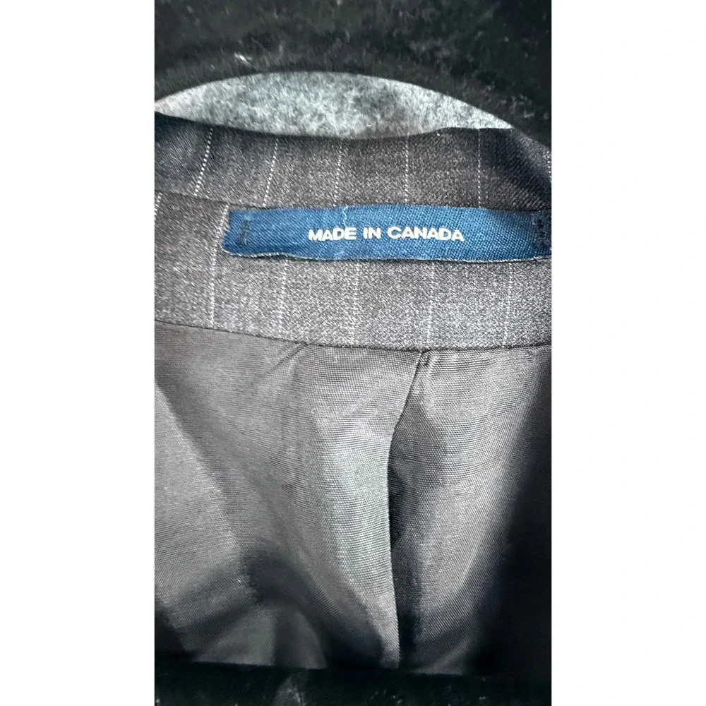 Chaps Ralph Lauren Mens Grey Pinstripe Wool Blazer Sport Coat Made in Canada